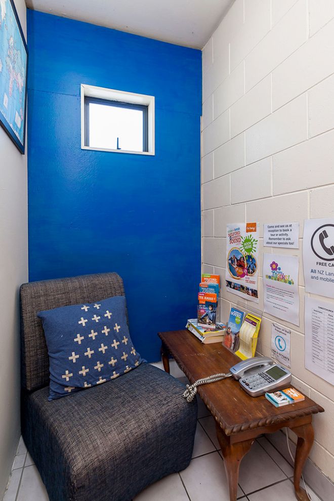 Around-The-World-Backpackers-Christchurch-Hostel-Telephone